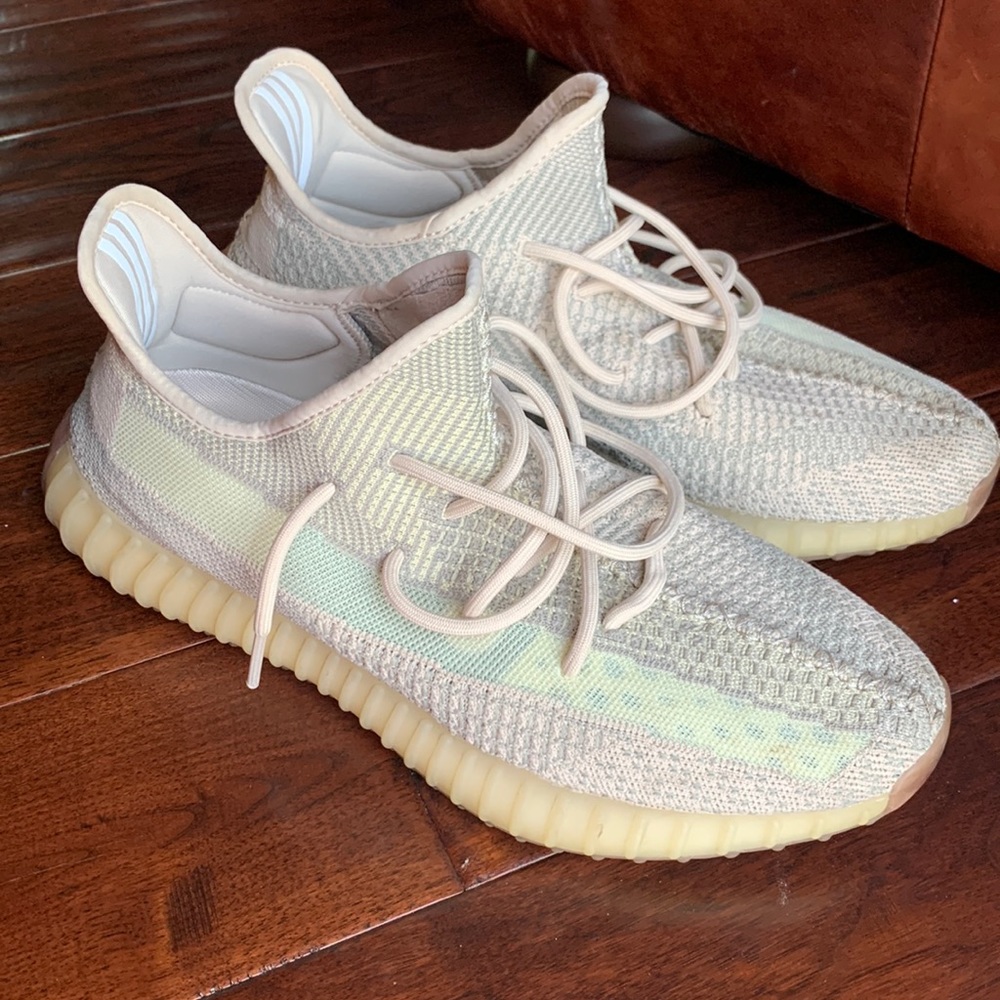 Yeezy 350 v2 Citrus